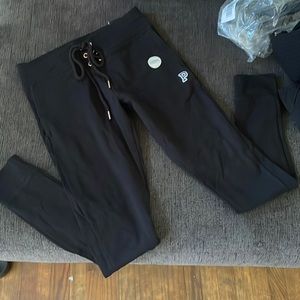 NWT pink  leggings with pocket